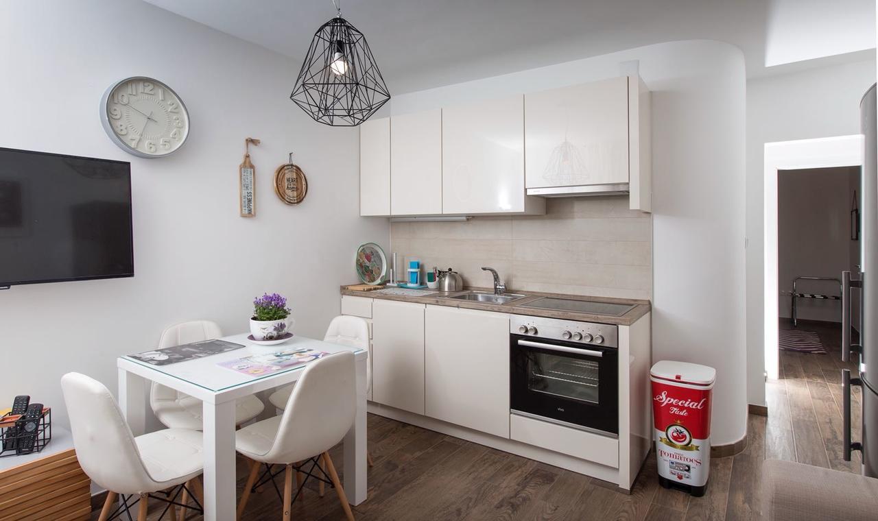 Apartment Stina Podstrana Ngoại thất bức ảnh